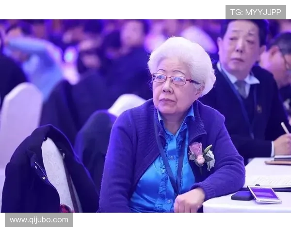 足球明星娜娜的传奇故事与成就揭秘你了解多少