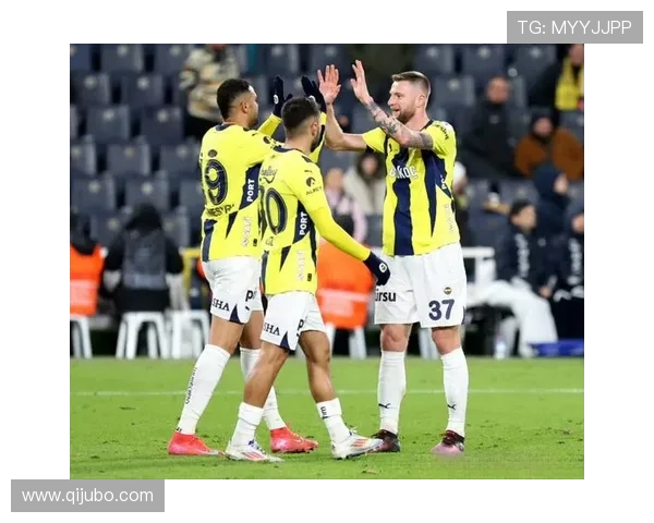 土超联赛中的足球明星们及其辉煌成就解析