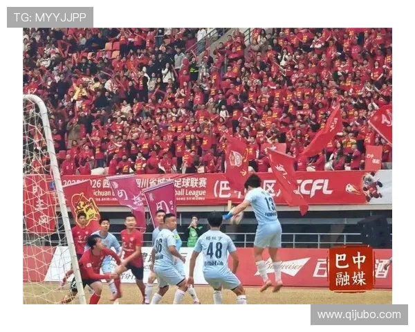 永不言弃的足球巨星如何在逆境中坚持追梦与拼搏